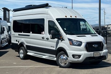 New 2025 Coachmen Beyond 22C