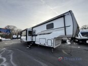 New 2025 Coachmen Brookstone