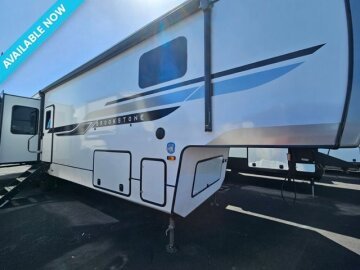 New 2025 Coachmen Brookstone