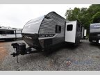 Thumbnail Photo 3 for New 2025 Coachmen Catalina 323BHDSCK