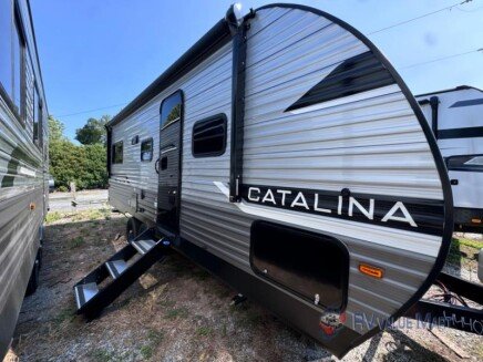 Photo 1 for New 2025 Coachmen Catalina
