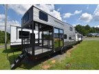 Thumbnail Photo 5 for New 2025 Coachmen Catalina
