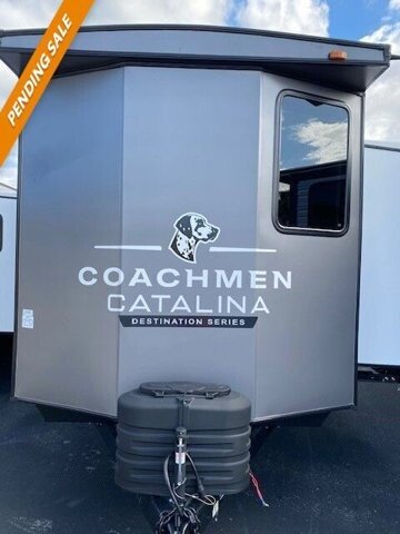 New 2025 Coachmen Catalina
