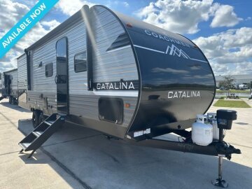 New 2025 Coachmen Catalina 261BHS