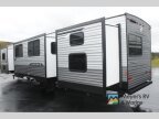 Thumbnail Photo 4 for New 2025 Coachmen Catalina