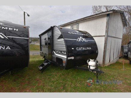 Photo 1 for New 2025 Coachmen Catalina