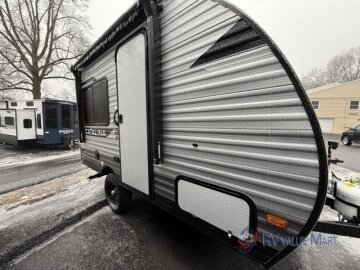 New 2025 Coachmen Catalina