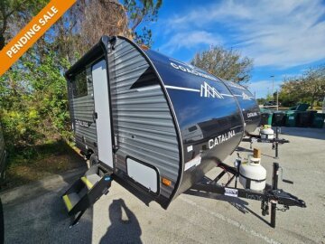 New 2025 Coachmen Catalina