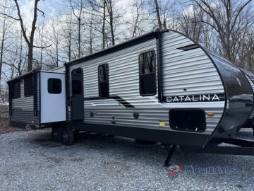 New 2025 Coachmen Catalina