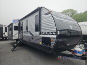 New 2025 Coachmen Catalina