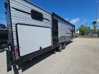 Thumbnail Photo 5 for New 2025 Coachmen Catalina Legacy Edition 323BHDSCK