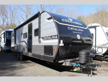New 2025 Coachmen Catalina 293QBCK