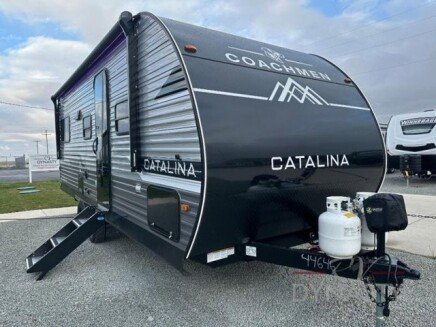 Photo 1 for New 2025 Coachmen Catalina