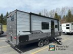 Thumbnail Photo 4 for New 2025 Coachmen Catalina
