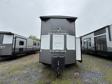 New 2025 Coachmen Catalina
