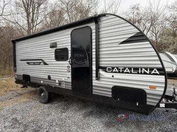 New 2025 Coachmen Catalina