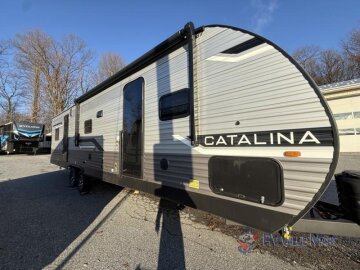 New 2025 Coachmen Catalina 29THS