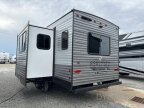 Thumbnail Photo 4 for New 2025 Coachmen Catalina 231MKS