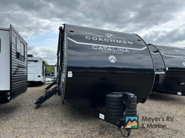 New 2025 Coachmen Catalina 323BHDSCK
