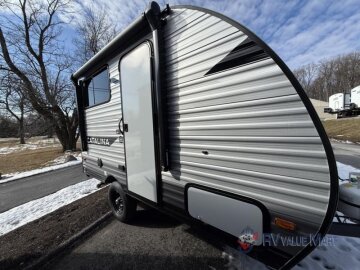 New 2025 Coachmen Catalina