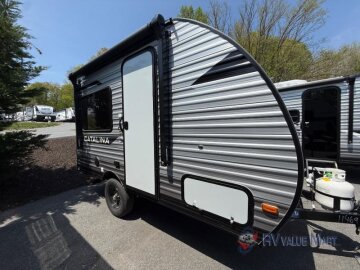 New 2025 Coachmen Catalina