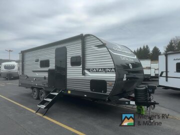 New 2025 Coachmen Catalina Legacy Edition 243RBS