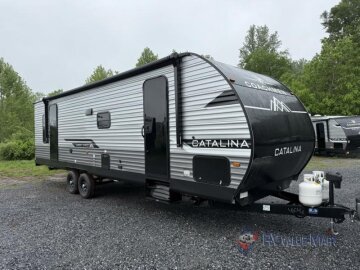 New 2025 Coachmen Catalina