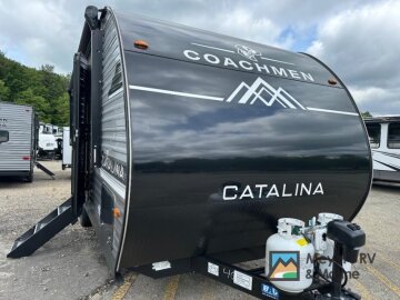 New 2025 Coachmen Catalina