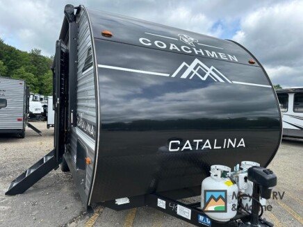 Photo 1 for New 2025 Coachmen Catalina