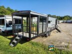 Thumbnail Photo 4 for New 2025 Coachmen Catalina