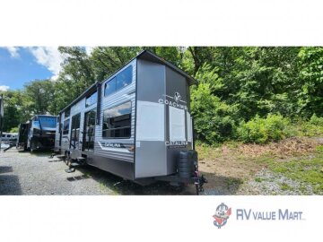 New 2025 Coachmen Catalina