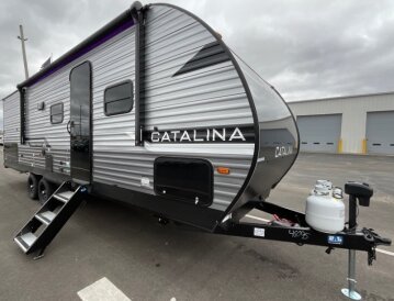New 2025 Coachmen Catalina 261BH