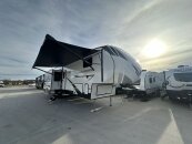 New 2025 Coachmen Chaparral