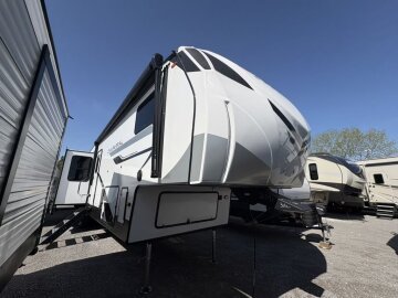 New 2025 Coachmen Chaparral