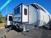 New 2025 Coachmen Chaparral