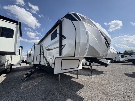 Photo 1 for New 2025 Coachmen Chaparral