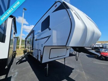 New 2025 Coachmen Chaparral Lite