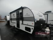 New 2025 Coachmen Clipper