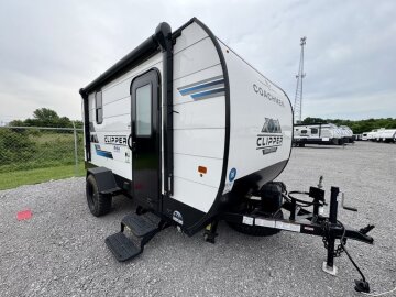 New 2025 Coachmen Clipper