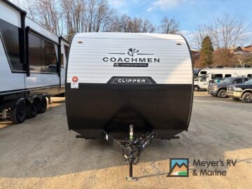 New 2025 Coachmen Clipper