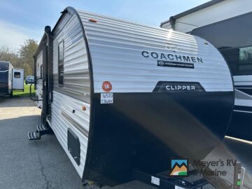 New 2025 Coachmen Clipper