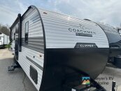 New 2025 Coachmen Clipper