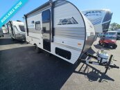 New 2025 Coachmen Clipper