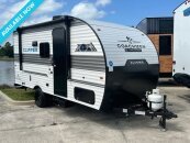 New 2025 Coachmen Clipper
