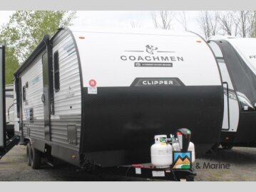 New 2025 Coachmen Clipper