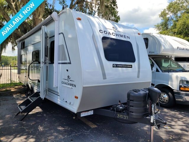 New 2025 Coachmen Freedom Express