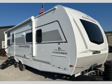 New 2025 Coachmen Freedom Express