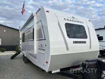 New 2025 Coachmen Freedom Express