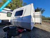 New 2025 Coachmen Freedom Express 29SE