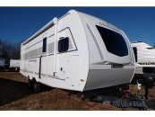 New 2025 Coachmen Freedom Express 259FKDS